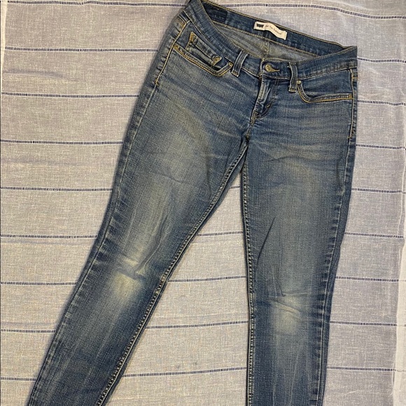 juniors 524 superlow levis jeans